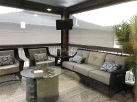 Spacious 2 Bedroom Private Entry Ground Floor  Townhome