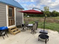 Mtn Roots cozy Cabin in the ITH Community in the Smoky Foothills