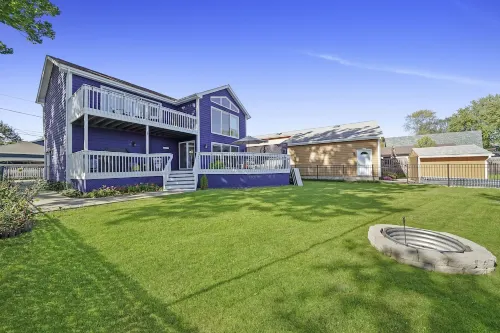 Stunning Lakefront Home on the Chain O'Lakes! ★ Amazing Views & Newly Rehabbed 폭스 레이크 호텔