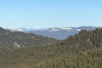 Mountain Cabin Near 49 Degrees North Ski Resort and the best Huckleberry picking