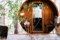 Forest Cottage – Sauna + Soak Tub + Luxury