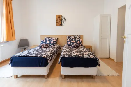 Federal police trainees vacation apartment - large vacation apartment with balcony Отели в г. Ауэрбах