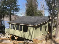 4 season lakefront house on Twitchell Pond - private dock- near skiing
