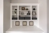 Historic Villa🚶 2 min from Lake Hefner 🏊 Hot Tub 🎱 Pool Table 🐶 Pet Friendly Hotels in The Village