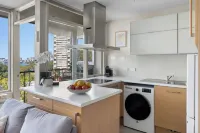 Magical Sydney Escape with Harbour Views & Parking