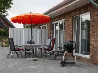 NEW BUILDING - Country house vacation with a near-natural garden near the Baltic Sea