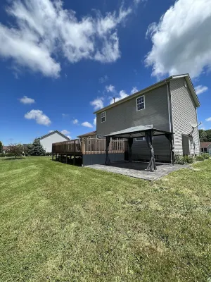 Central Location- SPIRE, Wineries, GOTL, Beach