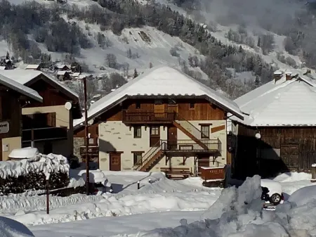 Chalet close to the ski slopes