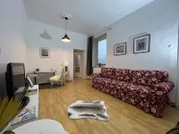 Casa Estrella -5 min zum Duisburg Hbf, -nähe Uni Duisburg/essen -erdgeschoss