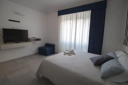 ChiàRò the beach house Отели рядом с достопримечательностью «Piazza centrale minori»