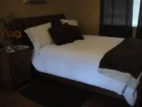 Lazy G Cabin #9 "Butternut"