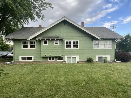 Century House in Walla Walla Wine Country!