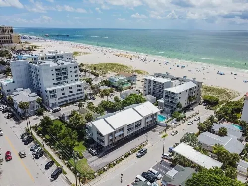 Updated condo just steps to the white sand beaches of Clearwater Beach