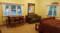 The Esker Ridge Chalet, Pristine Elkhart Solitude