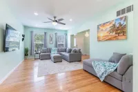 Perfect Getaway @ Cwe- Entire Home + Free Parking Near Fox, Universities & More!