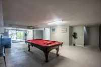 ☆Spacious Waterfront Oasis☆ Private Dock & Balcony