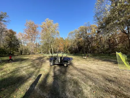 New Camper with a Hot Tub and Pool: Great For Families or a Romantic Weekend. Отели в г. Franklin County