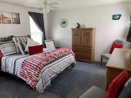 Views, Central AC, Location and Solitude Các khách sạn ở Irwin