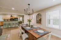 Shadowlawn: Spacious four bedroom - three bath w/ pool in golf cart district!!