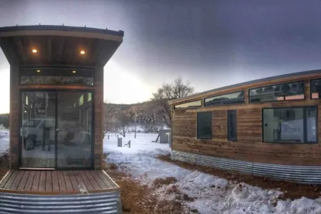 Cliffside Cabin  # 1 Отели в г. Кейн Каунти