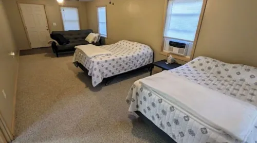 Cozy Lakeside Lodge w/Private Dock and Kids' Kayaks