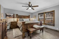 Secluded cabin close to Eureka Springs and Table Rock Lake