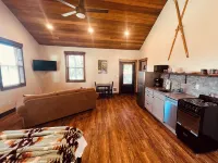 The Mill House at Elk Ridge Village Cabin 301A with Views of Flathead Lake Hotels in Lakeside