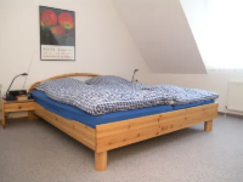 Vacation home directly on the river, close to the beach, WLAN, TV, 6 beds, own jetty