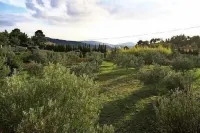 Calm and comfort for 5 people + 1 Baby in a Mas in Provence