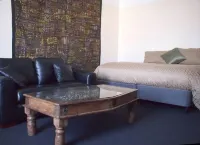 Toogooloowa about Davey 6 Hotels in South Hobart