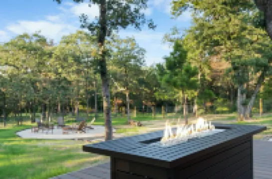 Lost Pines Cabin - 15 Acres, Dog Friendly, Hiking, Campfires, Bastrop, Cota, BBQ