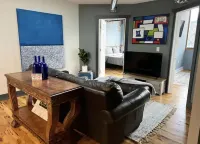 Huge Windows Downtown 2Bd Apt w/ Main Strip Access