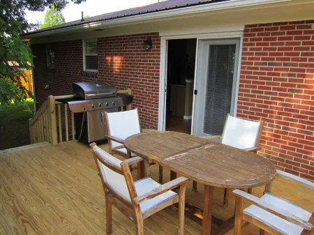 Downtown Brevard Cottage - Hot Tub /  Walk To Town