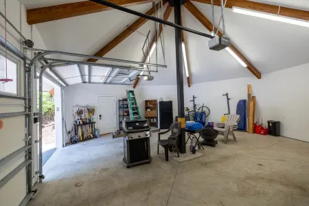 Lower rates/flexible calendar Waterfront Home w/ Private Dock and Mountain Views