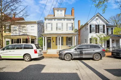 Beautiful Blend of Restoration and Renovation in this Downtown Home