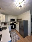 Mainstay - 3Br Main Floor Living Recliner, Bright Space! Mayo Discount