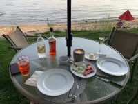 Lakefront Townhouse-Comfortable! Convenient! Updated! Awesome!