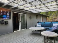 Lakefront Cabin in the Forest Breakfast Included