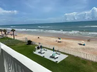 Oceanfront Studio Condo w/private balcony,  full kitchen, honeymoon delight