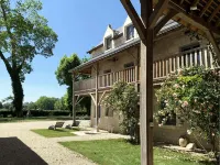 The Sonnay Castle Lodge, Near Chinon:  Cottage for 2 Galerie Cravantaise 주변 호텔