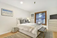New on market *Premier Condo in Park City* Walk to PCMR, Main St & Shopping Các khách sạn ở 