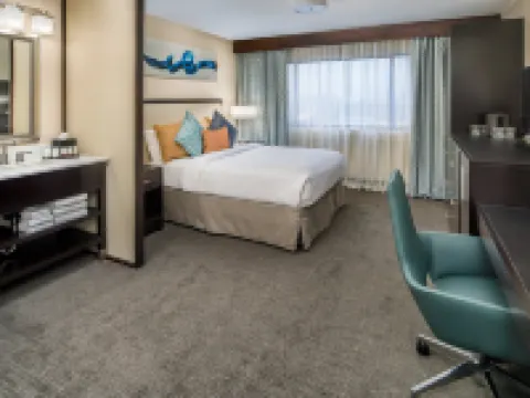 Embassy Suites by Hilton Seattle Tacoma International Airport Hotels in Tukwila