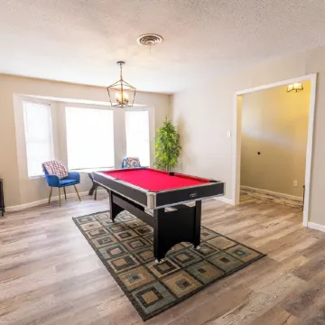 Family-Friendly Retreat: 3BR Home with Game Room & Spacious Backyard Oasis