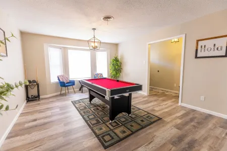 Family-Friendly Retreat: 3BR Home with Game Room & Spacious Backyard Oasis