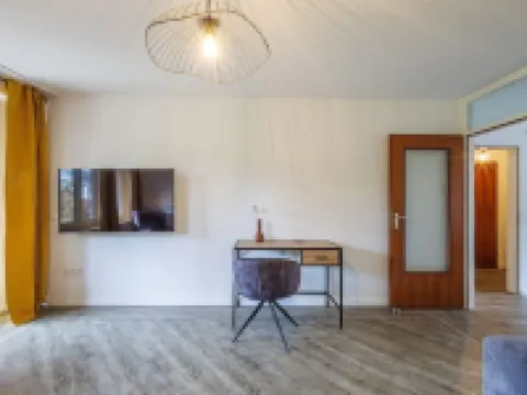 Zentrale Wohnung mit Tiefgarage Hotels in Stade