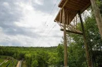 Pet Friendly Mountain Getaway, Closet to Everything