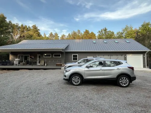 Eagle's Nest Guest House III - Less than 2 miles from SV - 16 beds!