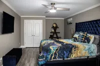 Lovely 7-bedroom house in Conyers with fitness room, WiFi, AC