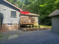 Beautiful, quiet place in the woods