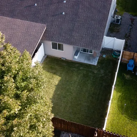 Newly Renovated Mid-Modern Townhome Central Twin Falls